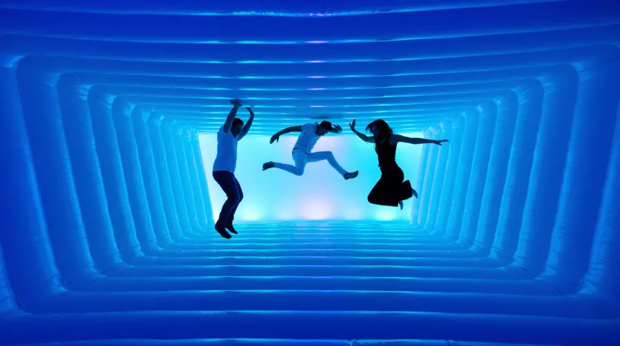 Air Shadows Room